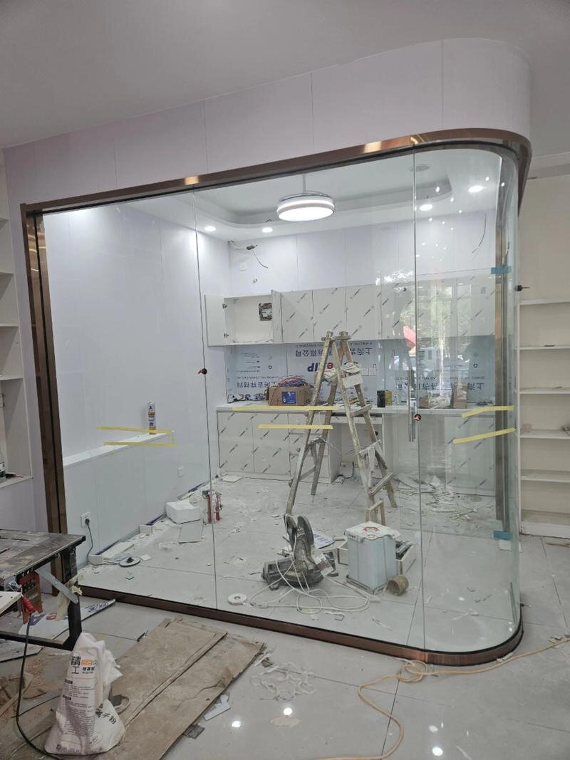 宝鸡市钢化玻璃异形展柜玻璃 - 推荐